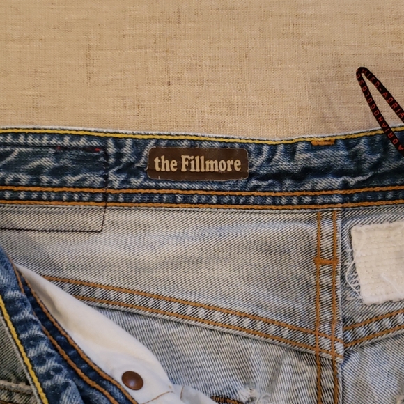AG Fillmore destroyed/repaired jeans - Picture 5 of 6